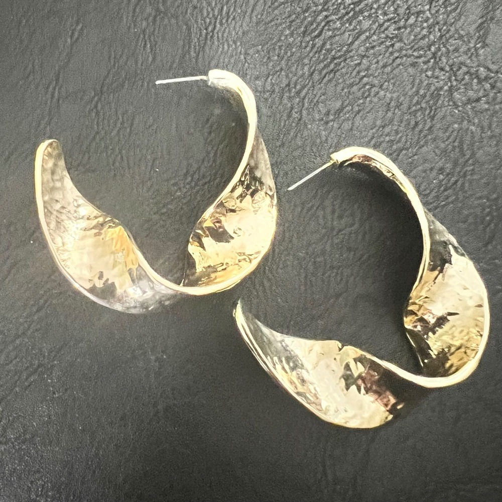 Vintage Hammered Gold Tone Twisted Hoop‎ Earrings Large 2 Inch Boho 90s